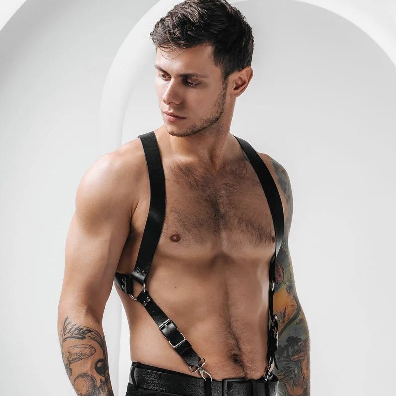 Men’s Leather Body Harness – Adjustable Shoulder & Chest Restraint Strap